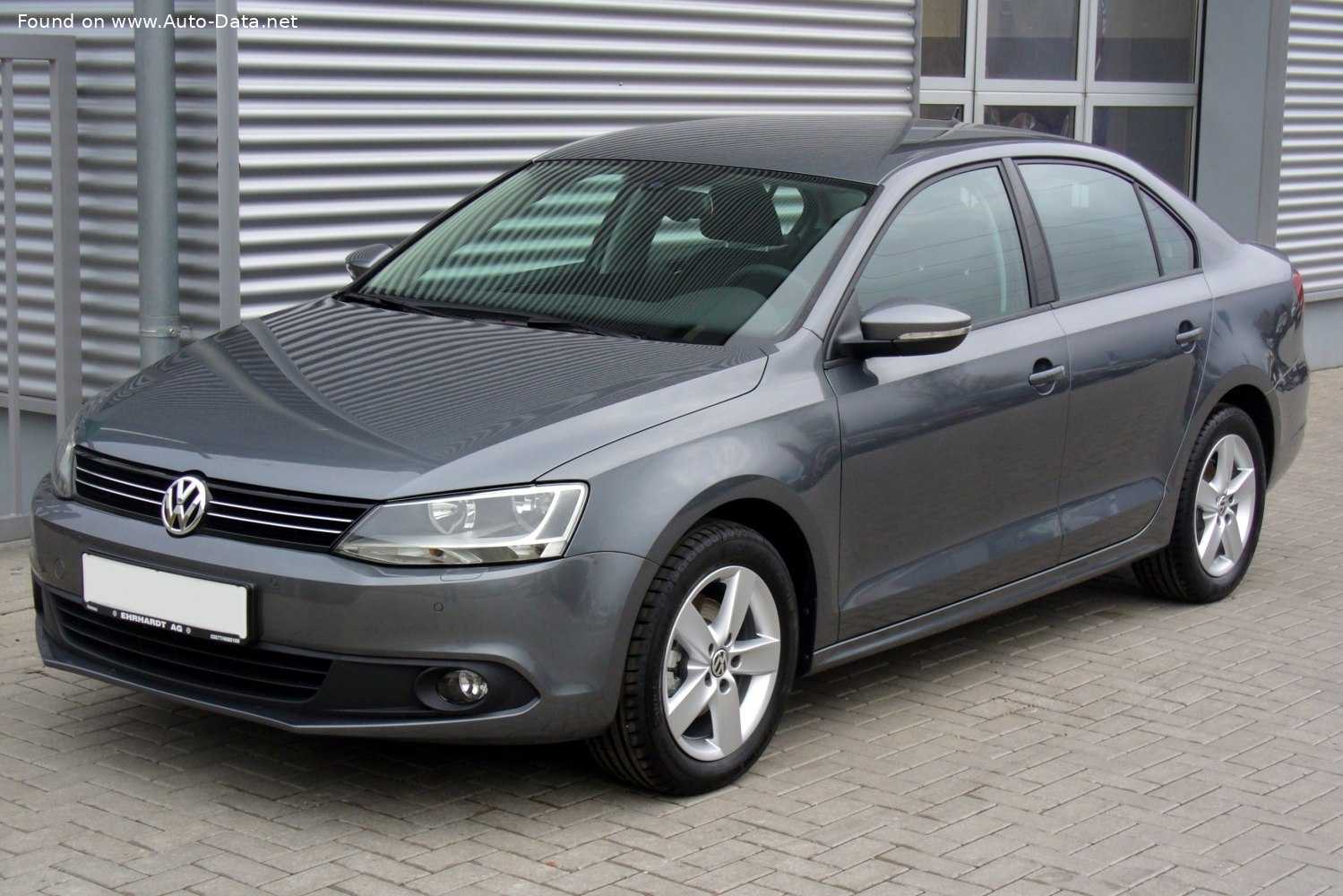 2010 Volkswagen Jetta VI 1.6 TDI (105 лс) | Технические характеристики, расход топлива , Габариты